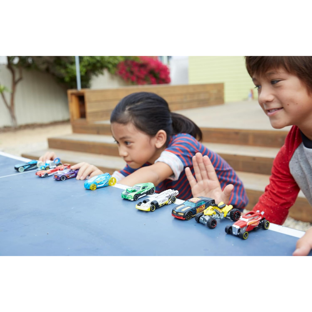 Hot Wheels Random 5-Pack Die-Cast Cars